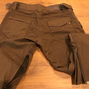 Women’s Holden ski or Snowboard Pants size medium